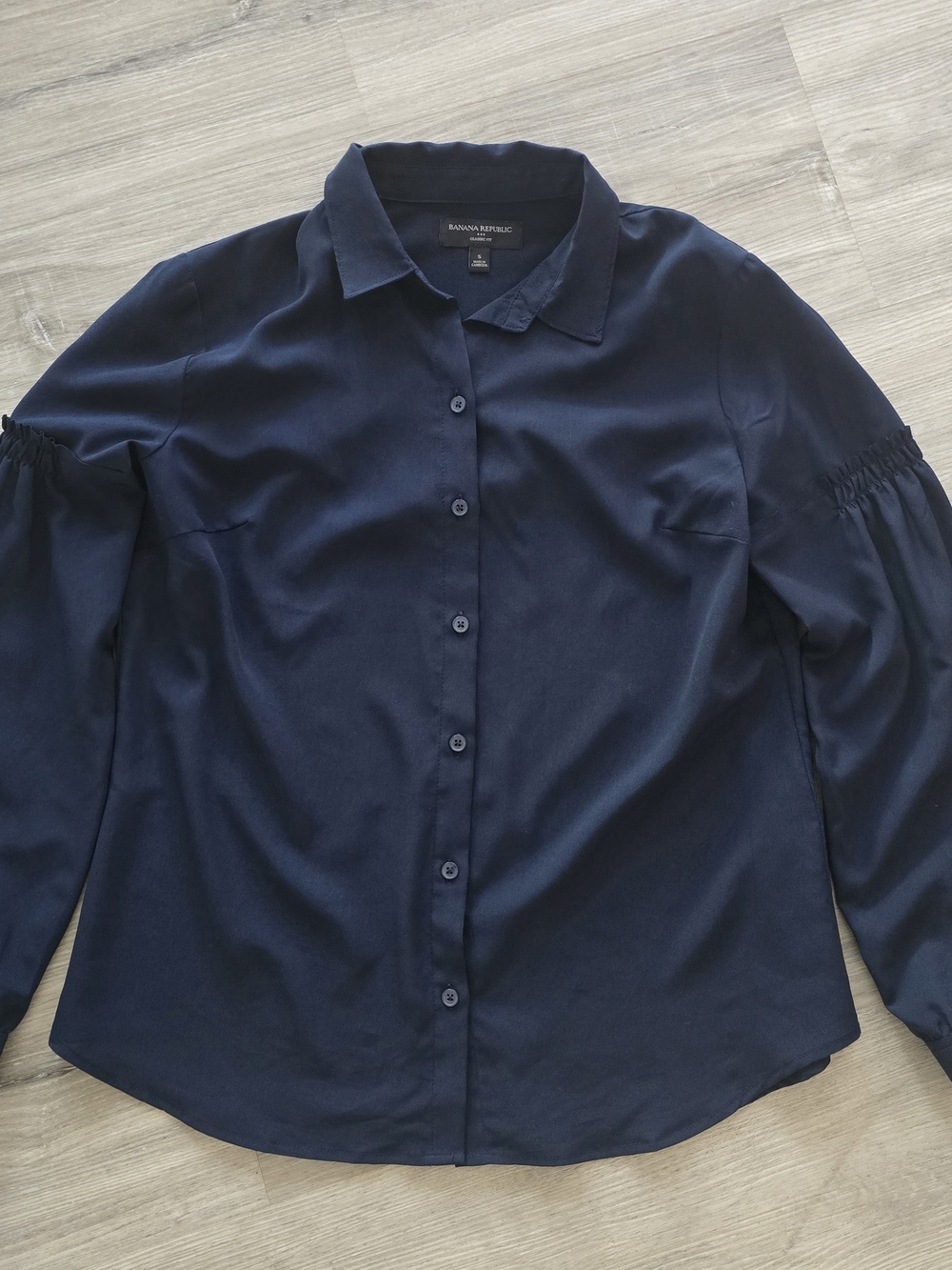 Banana Republic | Navy Button-Up Long Sleeve Shirt | Size Small